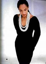 tanahoy.com elegant and classy woman
