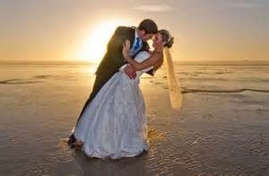 tanahoy.com beach wedding