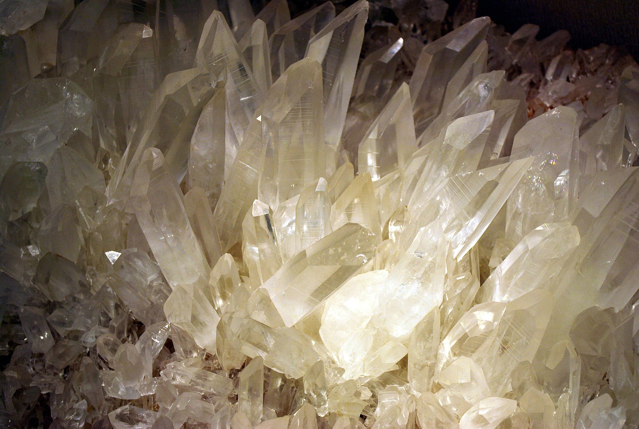 The Healing Power Of Quartz Crystals Get Rapid And LifeChanging Results